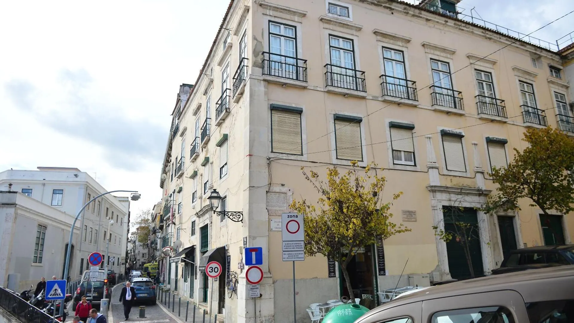 Apartment Alfama Top River View Rooftop Lisbon Portugal