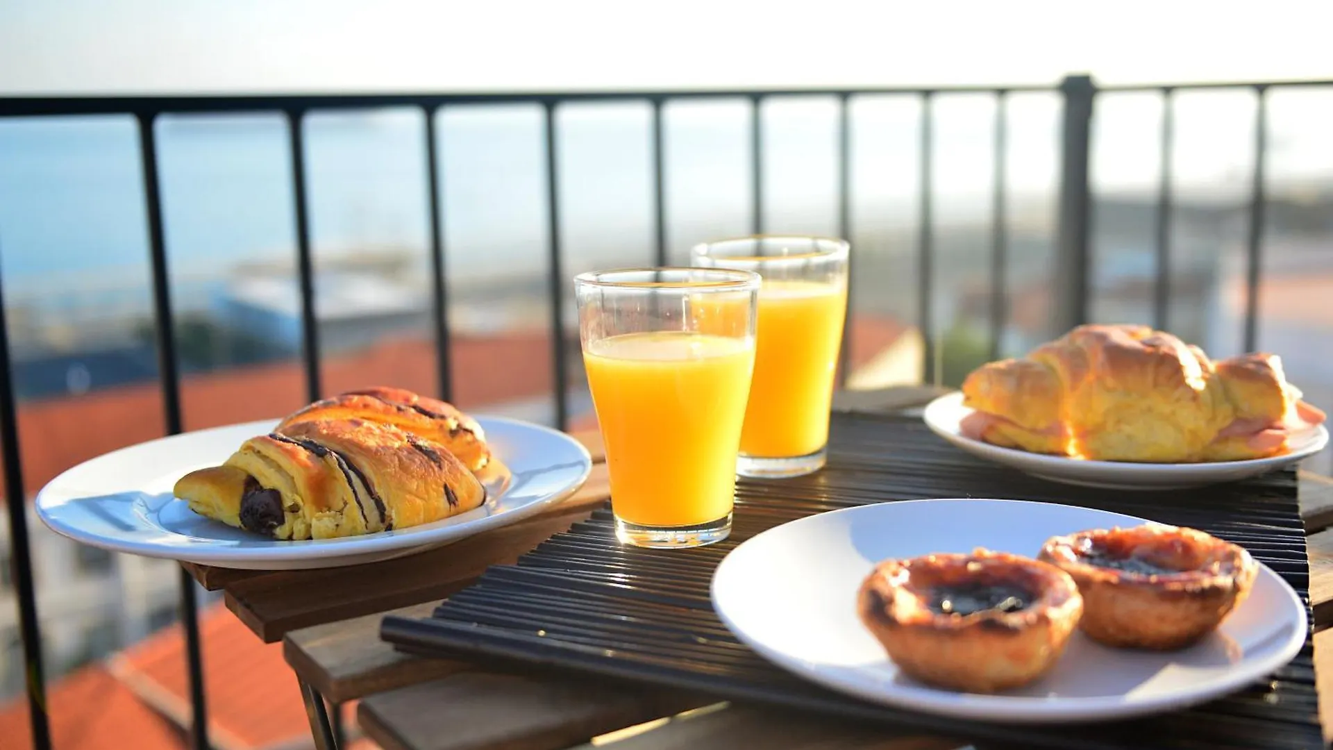 Apartment Alfama Top River View Rooftop Lisbon
